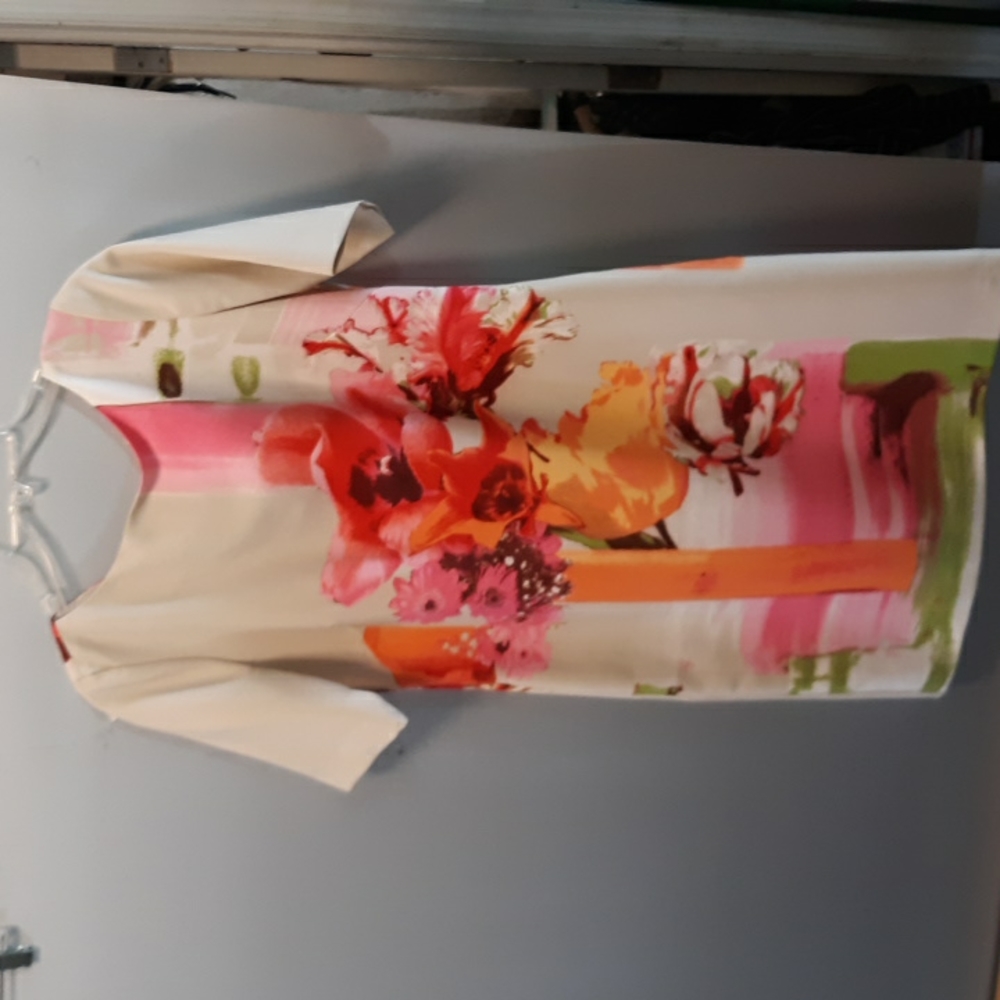Julian Taylor Size 4 (SKU 118)